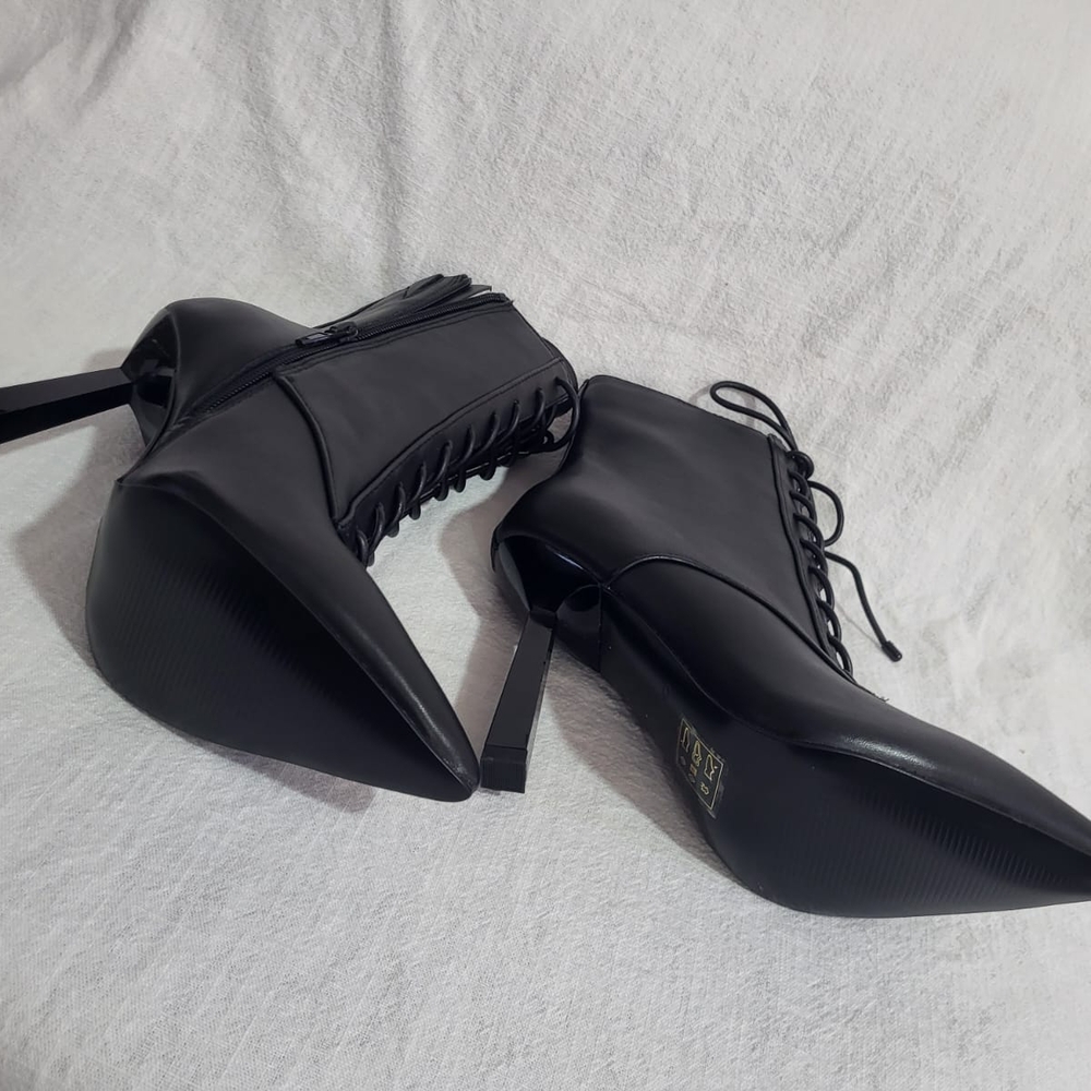 Aldo Began 001 Black Stiletto Heeled Boots with Lace-Up Design - Picture 6 of 6